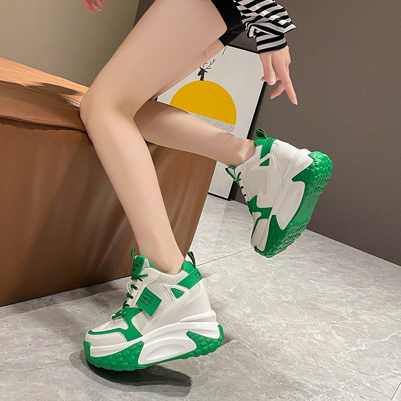 9.5CM Women High Platform Snea - Guipure Lace Panel recension och pris